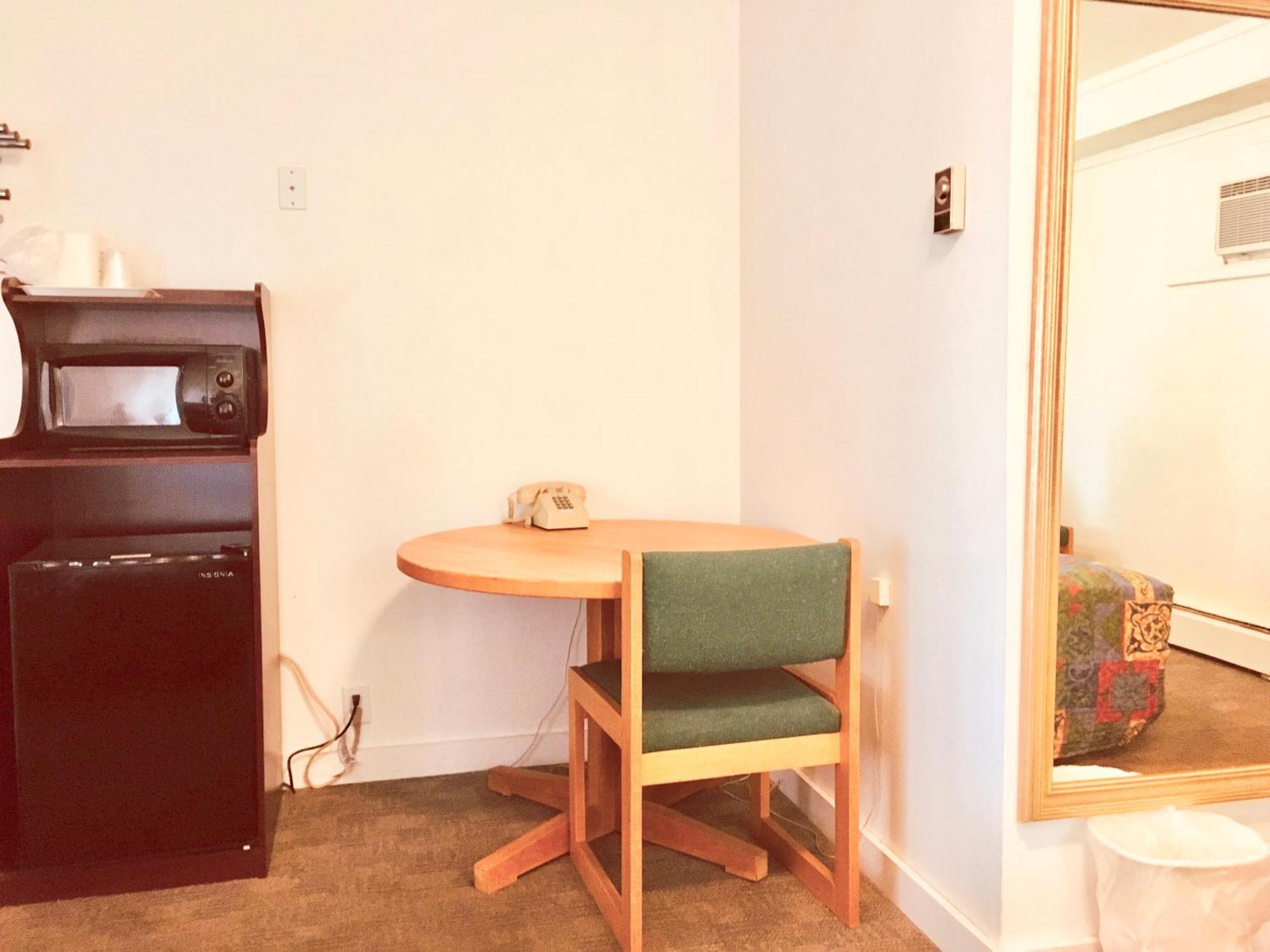 North Country American Inn Kalkaska Dış mekan fotoğraf