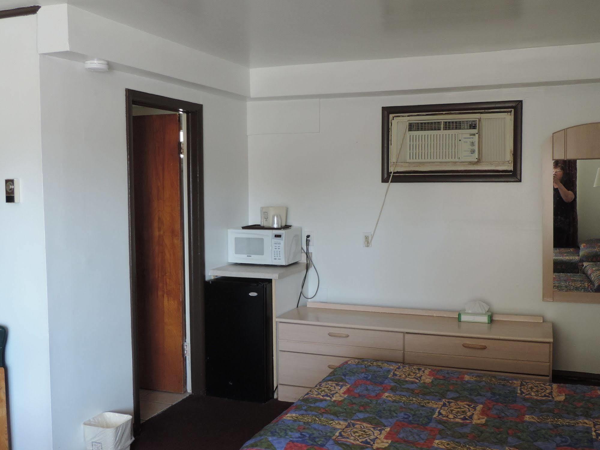 North Country American Inn Kalkaska Dış mekan fotoğraf