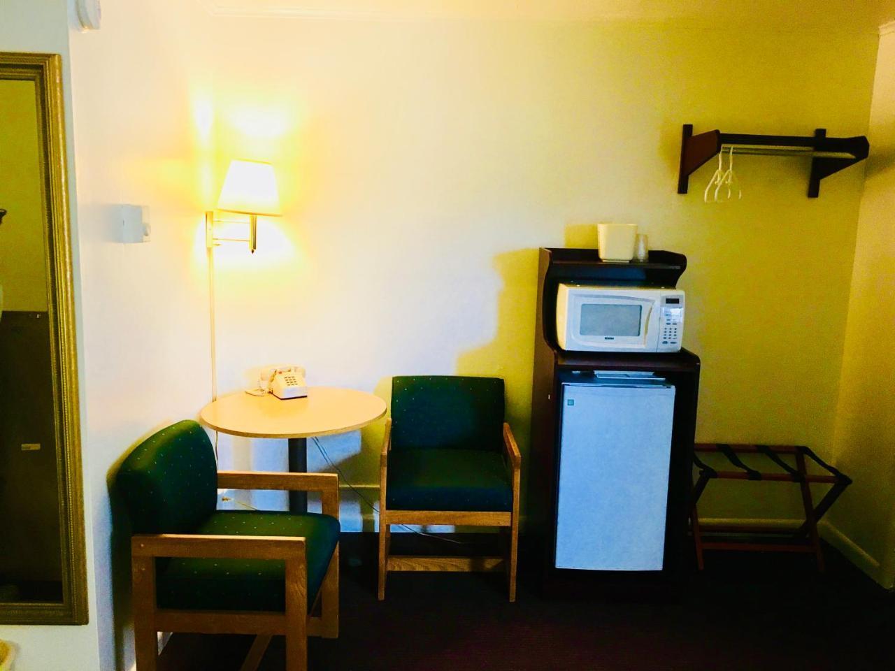 North Country American Inn Kalkaska Dış mekan fotoğraf